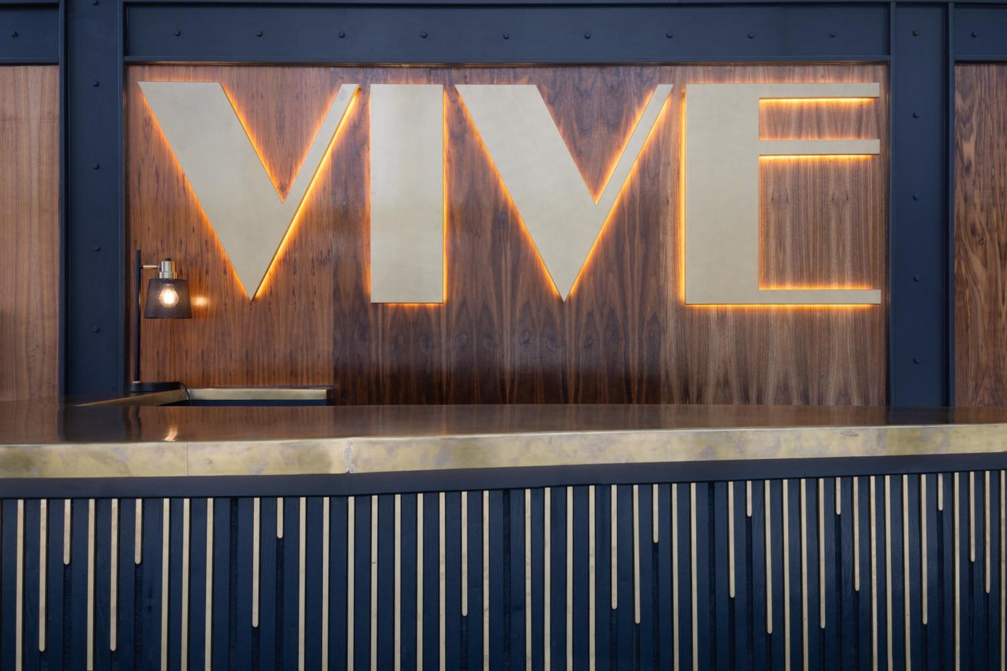 Vive Hotel Hastings Eksteriør billede